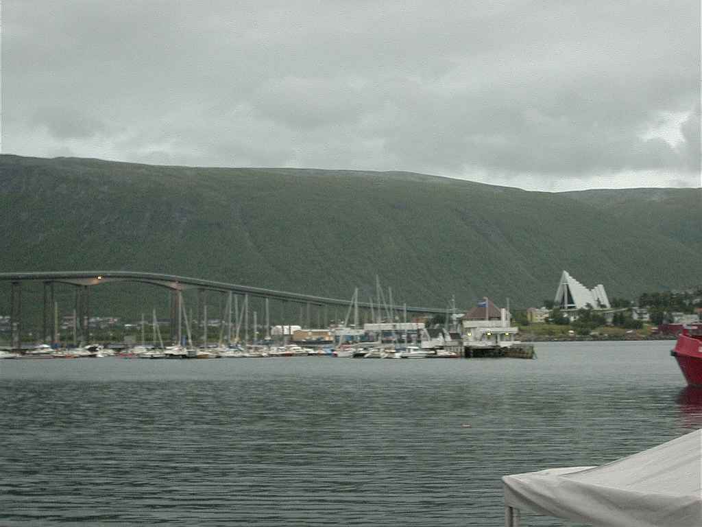 Tromso_haven.jpg